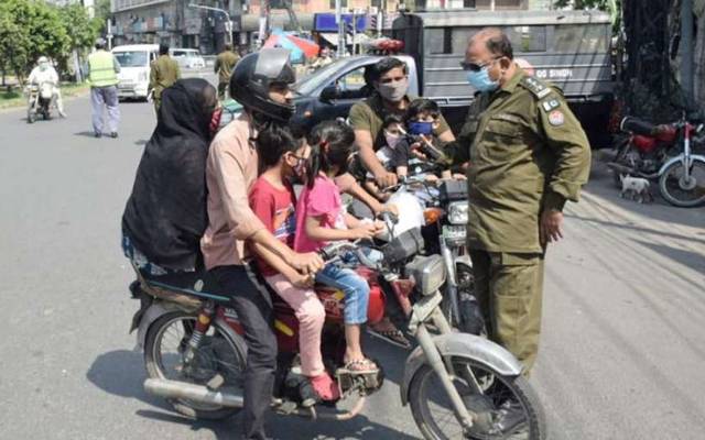 لاک ڈاؤن میں سختی کے باوجود خلاف ورزی جاری