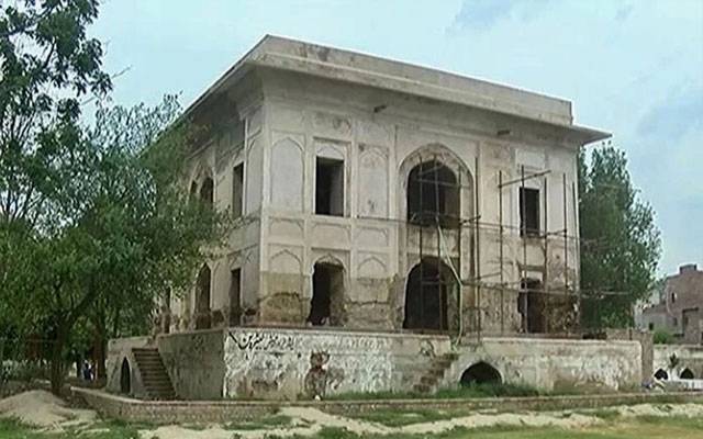 ٹیسٹ کرکٹر عبدالقادر کا ہوم گراؤنڈ کھنڈرات میں تبدیل