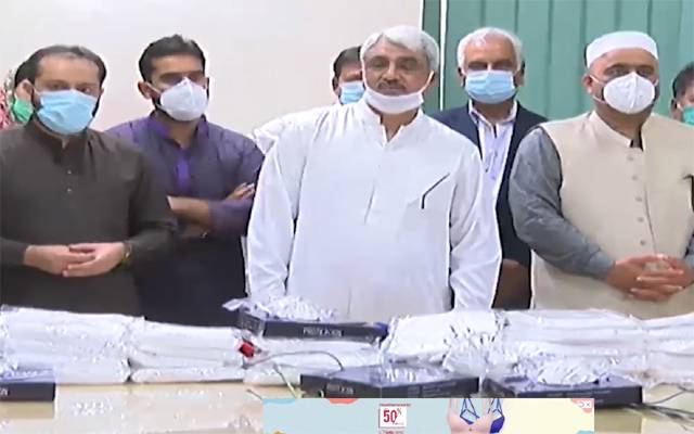 ن لیگی رہنمائوں نے طبی عملے میں حفاظتی سامان تقسیم کردیا
