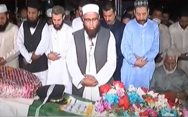 طیارہ حادثہ، شہید عثمان اعظم آہوں اور سسکیوں کیساتھ سپرد خاک