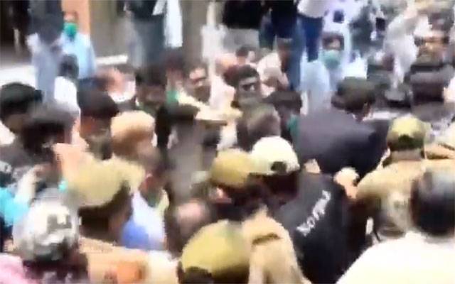 شہباز شریف کی پیشی،کورونا احتیاطی تدابیر کی دھجیاں اڑادی گئیں