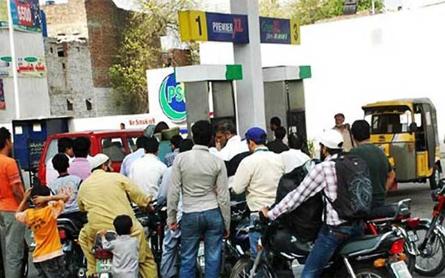 ملک بھر میں پٹرول بحران جاری، عوام کو پریشانی کا سامنا