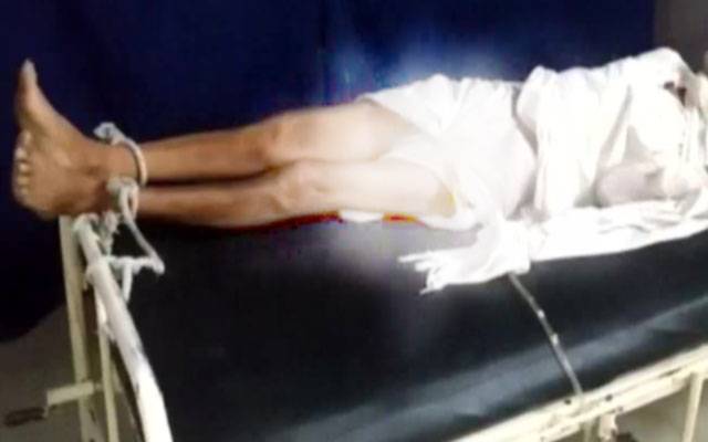 بل نہ ملنے پر ہسپتال انتظامیہ نے بزرگ مریض کو بیڈ سے باندھ دیا