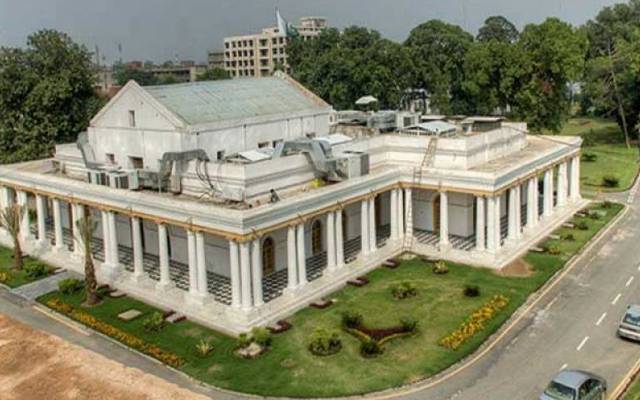 متعدد افسران کے تقرر و تبادلے