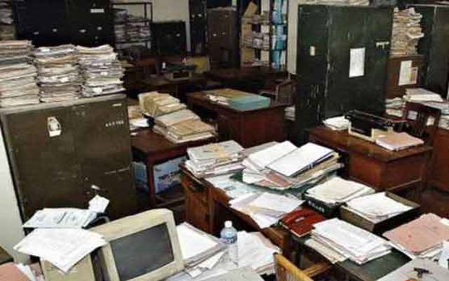 ن لیگ نے سرکاری ملازمین کی تنخواہ بڑھانے کا مطالبہ کردیا