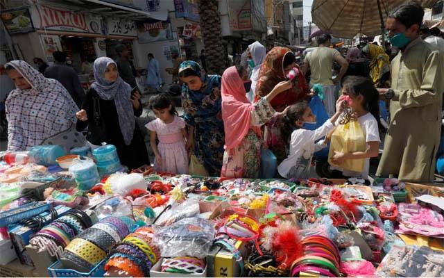 بازاروں میں رش ،احتیاطی تدابیر نظرانداز،تاجروں نے دکانیں بند کرنے کا مطالبہ کردیا
