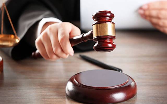 پولیس اہلکار کا بیٹا سول جج بھرتی ہو گیا