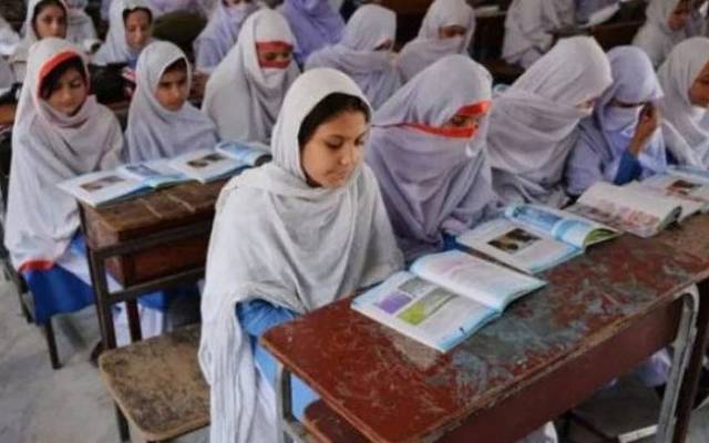 طلبا کامستقبل تباہ ہونے کا خطرہ، اپ گریڈ سکولوں کیلئےاہم ہدایت نامہ جاری 