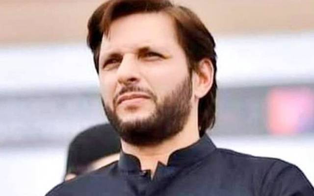 مشکل وقت میں غریبوں کے ساتھ کھڑے ہیں: شاہد آفریدی