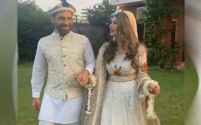  گلوکار ہارون نے شادی کرلی، اہلیہ کیساتھ ویڈیوز وائرل
