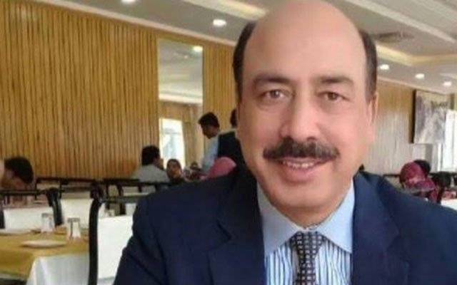 لاہور ہائیکورٹ نے نواز شریف کو سزا سنانے والے جج کو برطرف کردیا