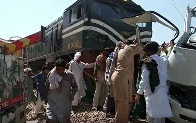  شیخوپورہ کے قریب خوفناک ٹرین حادثہ، 19 سکھ یاتری جاں بحق