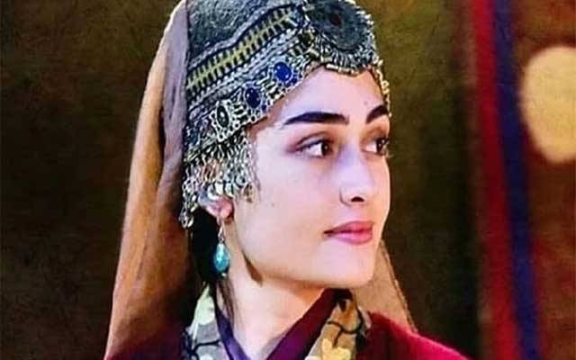  ’حلیمہ سلطان‘ پشاور زلمی کا حصہ بن گئیں؟