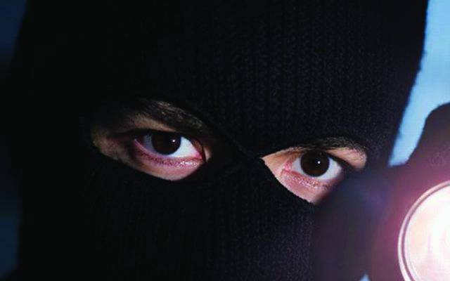 شہر میں ڈاکو راج، شہریوں سے لاکھوں لوٹ لئے گئے