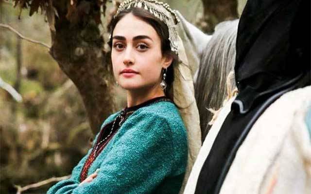 حلیمہ سلطان ( اسراء بلجیک) کی سالانہ آمدنی کتنی ہے؟
