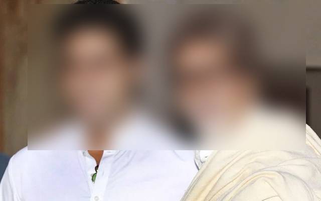 بالی ووڈ کے 2 لیجنڈ اداکار باپ اور بیٹا کورونا وائرس کا شکار