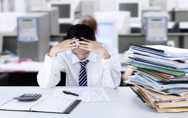 عید سے قبل قربانی، سینکڑوں ملازمین نوکری سے فارغ 