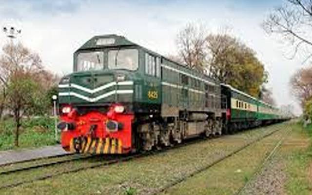 طویل عرصہ سے ایک جگہ پر تعینات ریلوے اہلکار تبدیل کرنے کا فیصلہ