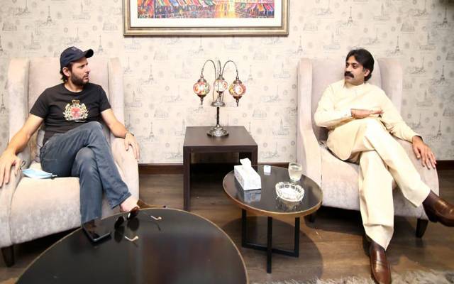شاہد آفریدی کی وزیر کھیل پنجاب سے ملاقات،مل کر کام کرنے پر اتفاق 