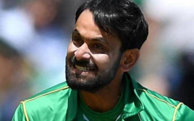 خفیہ اثاثے ،کرکٹر محمد حفیظ پر 2 کروڑ 60 لاکھ ٹیکس عائد