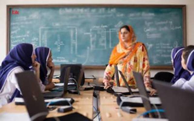 پنجاب کےتمام کنٹریکٹ اساتذہ کومستقل کرنےکافیصلہ