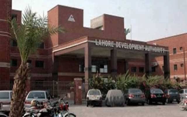 ایل ڈے افسران کے تبادلوں کے احکامات جاری