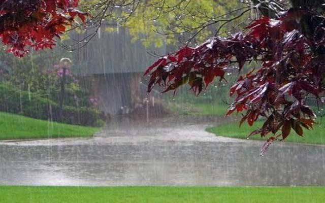 لاہور کے مختلف علاقوں میں بارش، عید ٹھنڈی ہوگئی
