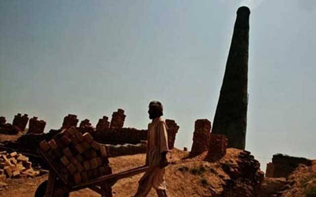 لاہور ہائیکورٹ نے 5 بھٹہ مزدور رہا کردیئے