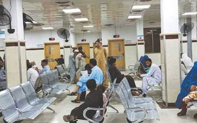 لاہوریئے باز نہ آئے، ہزاروں ہسپتال داخل