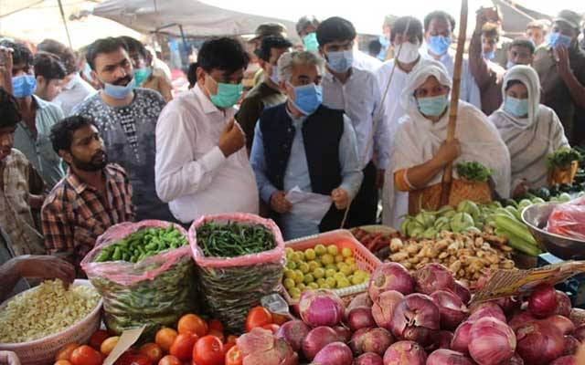 حکومت کا ذخیرہ اندوزوں کیخلاف کارروائیاں تیز کرنے کا فیصلہ