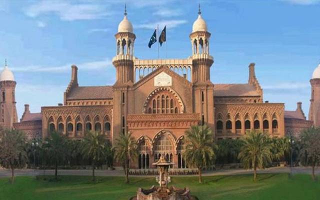 ججز کی بڑی تعداد آئندہ سال ریٹائرڈ ہوجائے گی