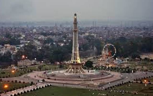 میٹرو بس سروس 4ماہ کی بندش کے بعد ٹریک پر آگئی