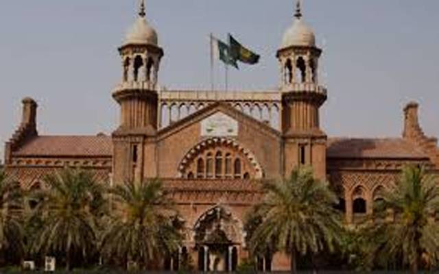 لڑکی نےجنس تبدیلی کےلیےہائیکورٹ سے رجوع کرلیا