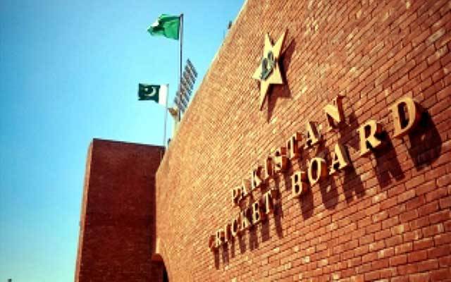 پی سی بی نے کھلاڑیوں کو قابو کرنے کا پلان بنالیا
