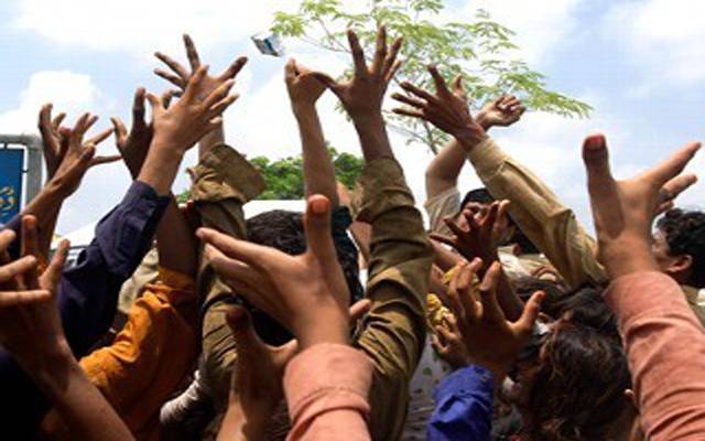 مسائل میں گھرے پاکستانیوں کیلئے بری خبر 