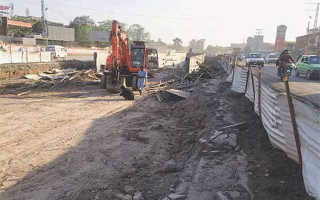 کمشنر لاہور ترقیاتی سکیموں کو جلد مکمل کرنے کیلئے متحرک