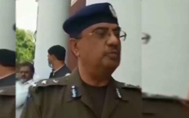 سی سی پی او لاہور کا بھی چالان ہوگیا