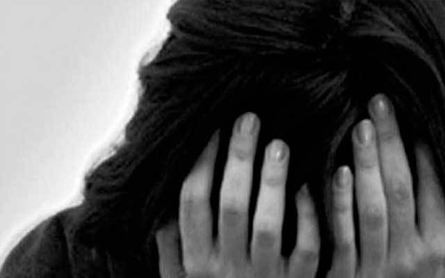 کار سوار خاتون سے گن پوائنٹ پر اجتماعی زیادتی