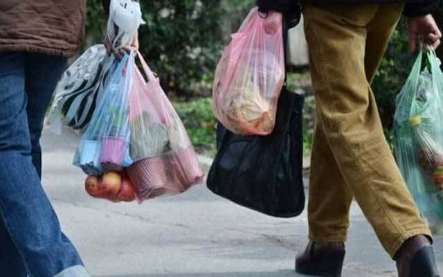 پلاسٹک بیگز کے استعمال پر پابندی دکانداروں کیلئے رحمت بن گئی