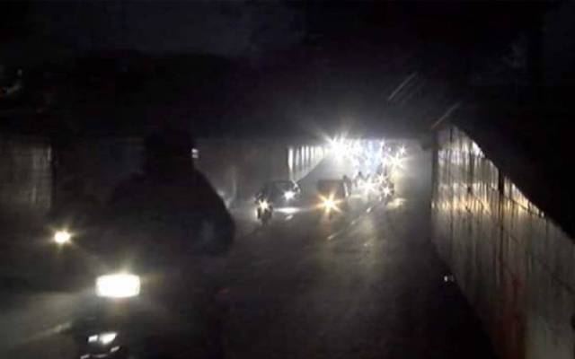  ماڈل شاہراہوں علاوہ شہرکے پانچ  انڈر  پاسز  کی لائٹس بند ہونےکا انکشاف