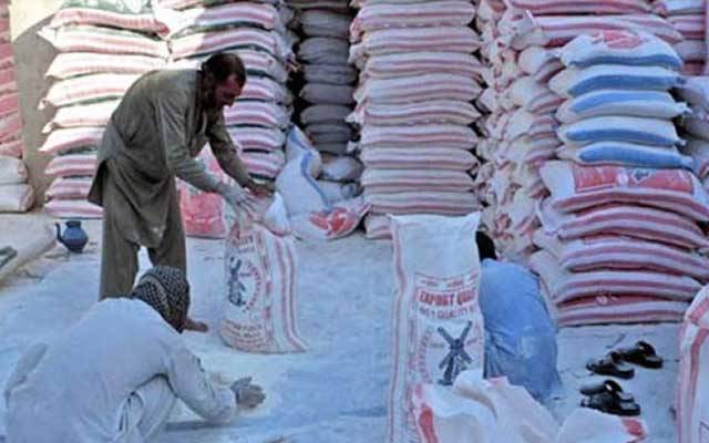 آٹے کی قلت بدستور برقرار، شہری پریشان
