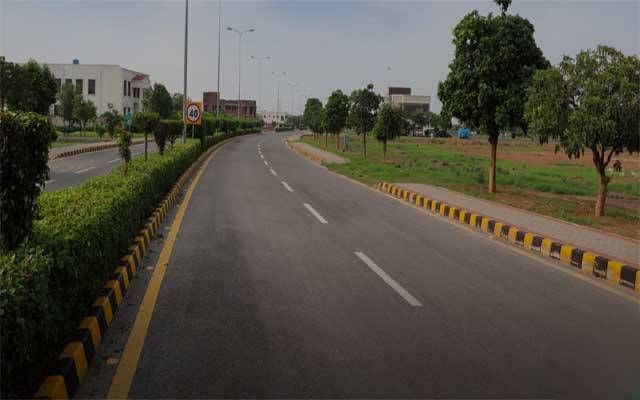لاہور کی سڑکوں پر گرین بیلٹس ایریاز بڑھانے کا فیصلہ 