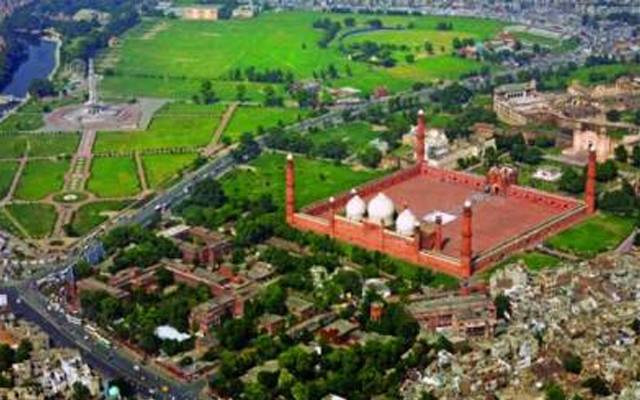 باغوں کا شہر گندگی کے ڈھیر میں تبدیل، بیماریاں پھیلنے کا خطری