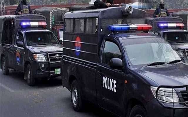 پنجاب پولیس کے ڈرائیورز بھی شاہی افسر نکلے