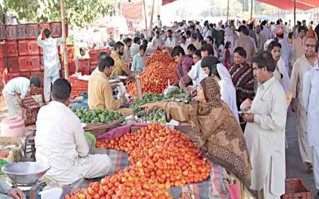 ڈی سی لاہور کے ہنگامی دورے،اشیا کی قیمتیں چیک کیں