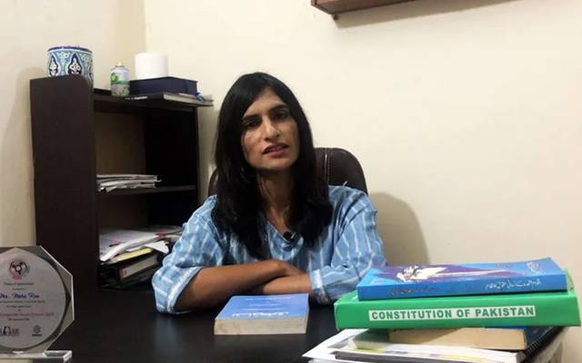 پاکستان کی پہلی خواجہ سرا وکیل کیسے بنی؟ متاثر کن کہانی