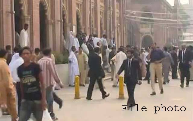 پولیس کے سامنے مدعی کے ہاتھوں سے ملزم پھسل گیا