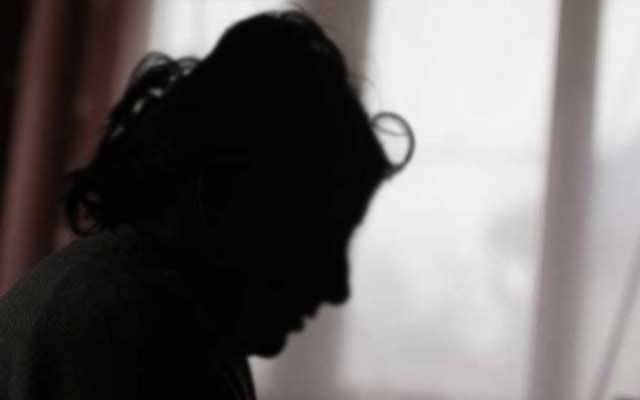 پولیس اہلکار کی شوبز سے وابستہ خاتون سے مبینہ زیادتی