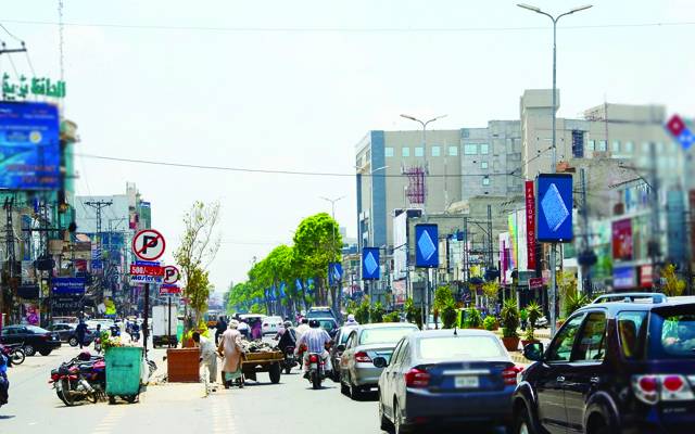 بغیر اجازت اشتہار لگانے پر جیل جانے کیلئے ہوجائیں تیار
