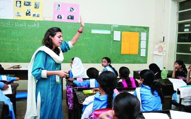 حکومتِ وقت سے سفارشی کلچر بےقابو